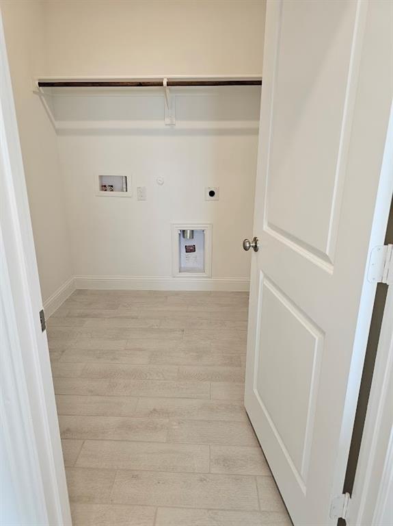 Venetian At Weston Phase 2 - Residential Lease