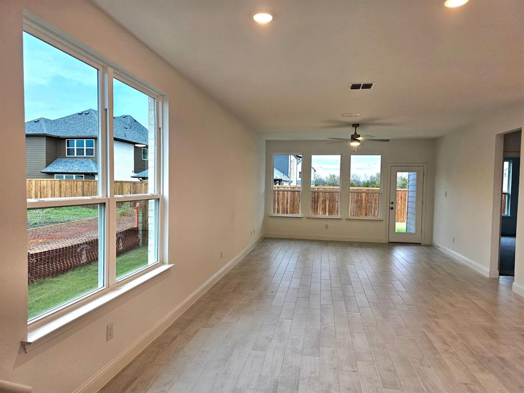 Venetian At Weston Phase 2 - Residential Lease