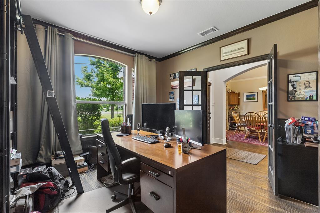 2807 Wildwood Lane