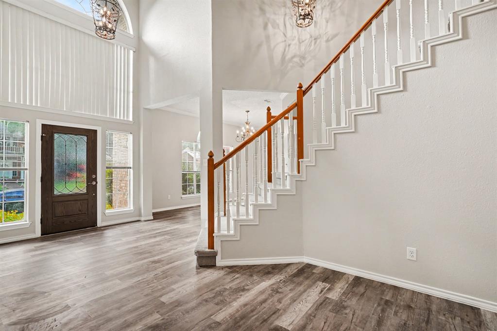 8017 Arlie Lane