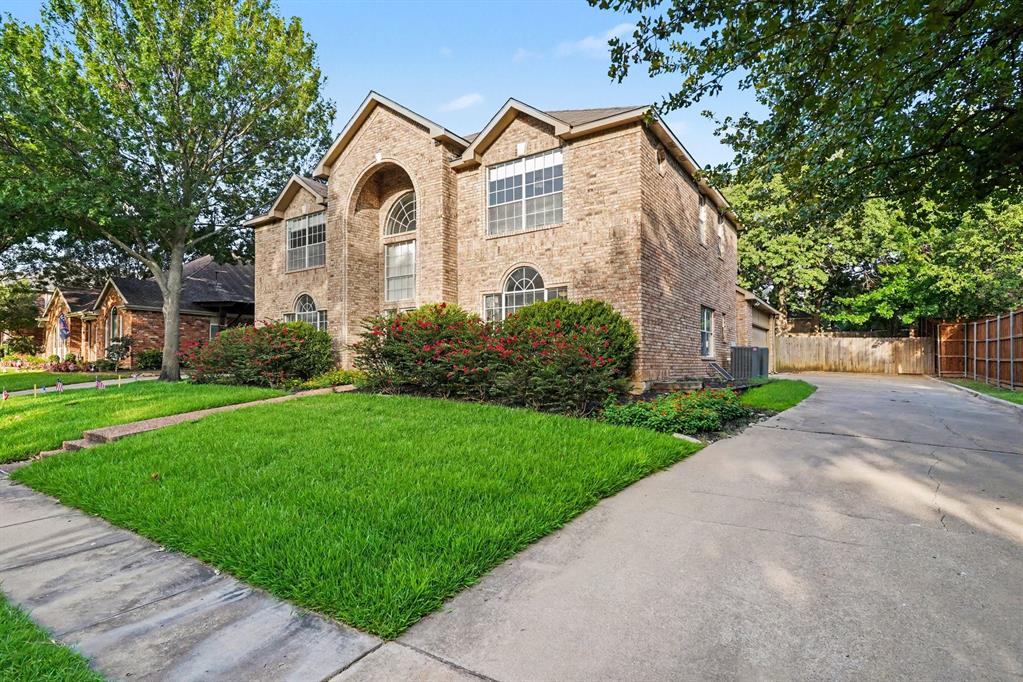 8017 Arlie Lane