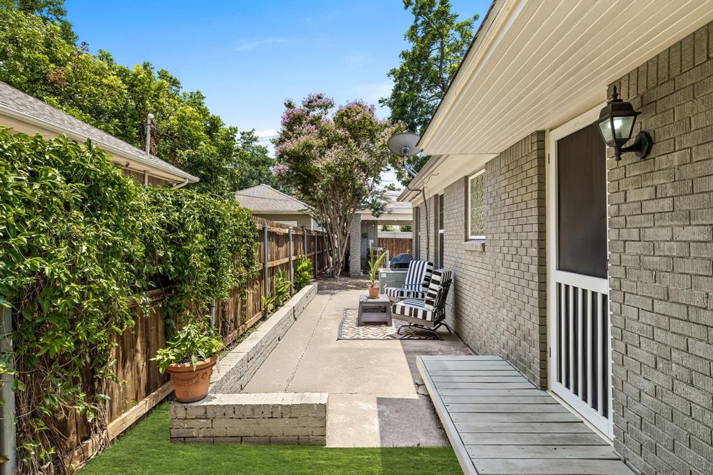 Eighth Sec-University Heights - Residential