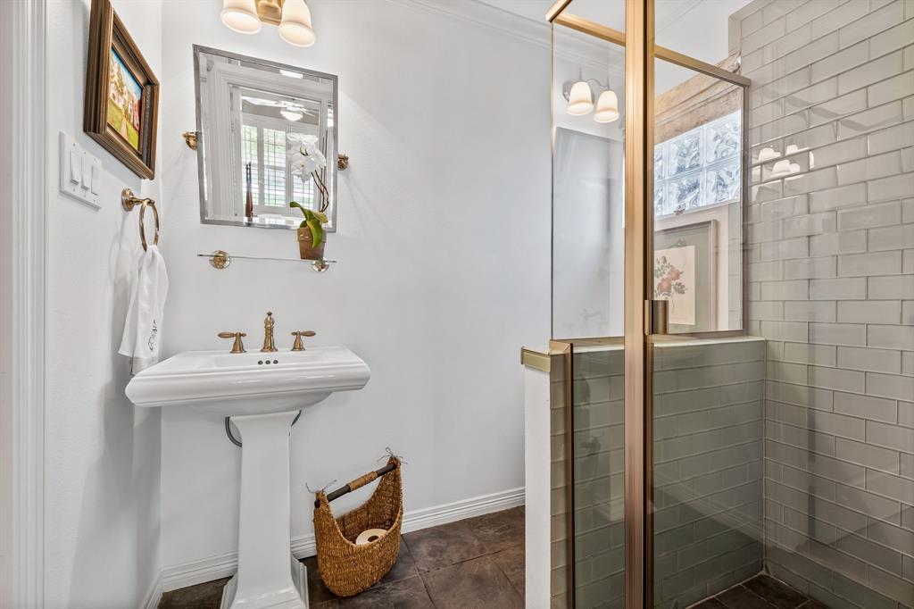 Eighth Sec-University Heights - Residential