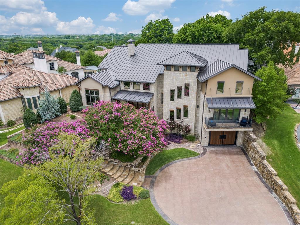 25 Balmoral