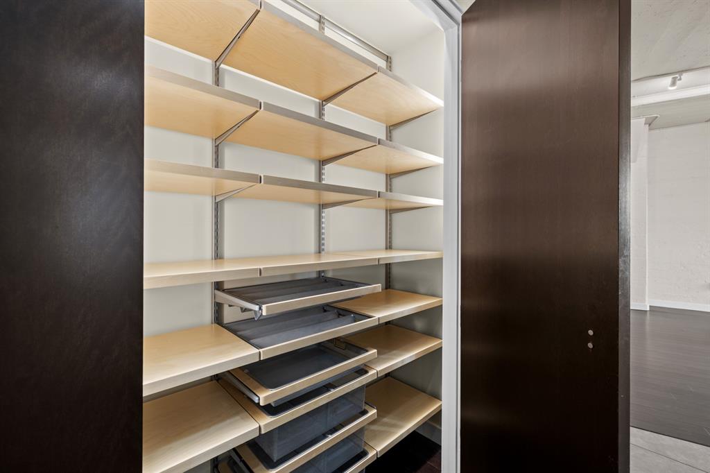 One Montgomery Plaza Residence Condo - Residential