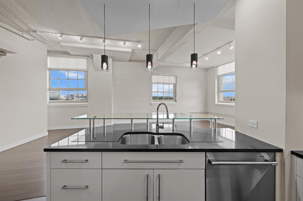 One Montgomery Plaza Residence Condo - Residential