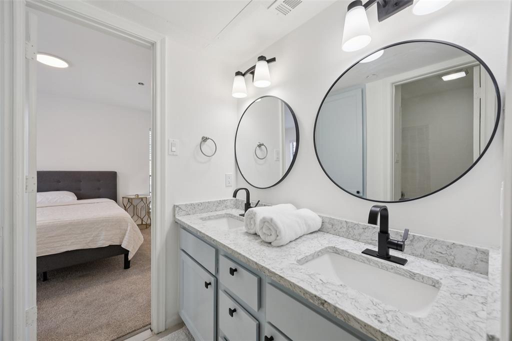 Cole Ave Condo 3919 - Residential