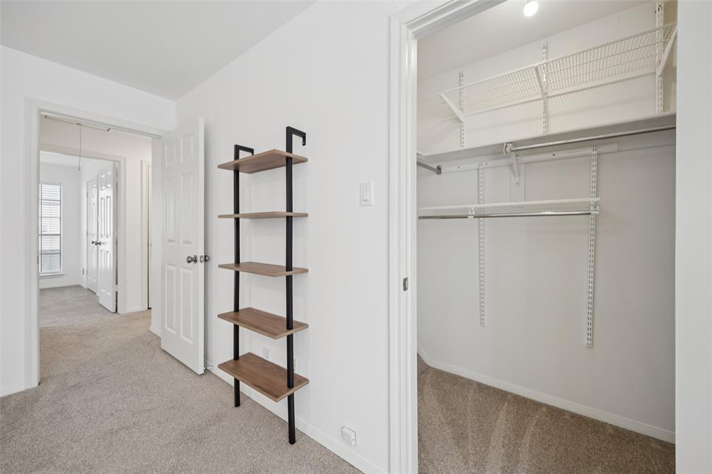 Cole Ave Condo 3919 - Residential