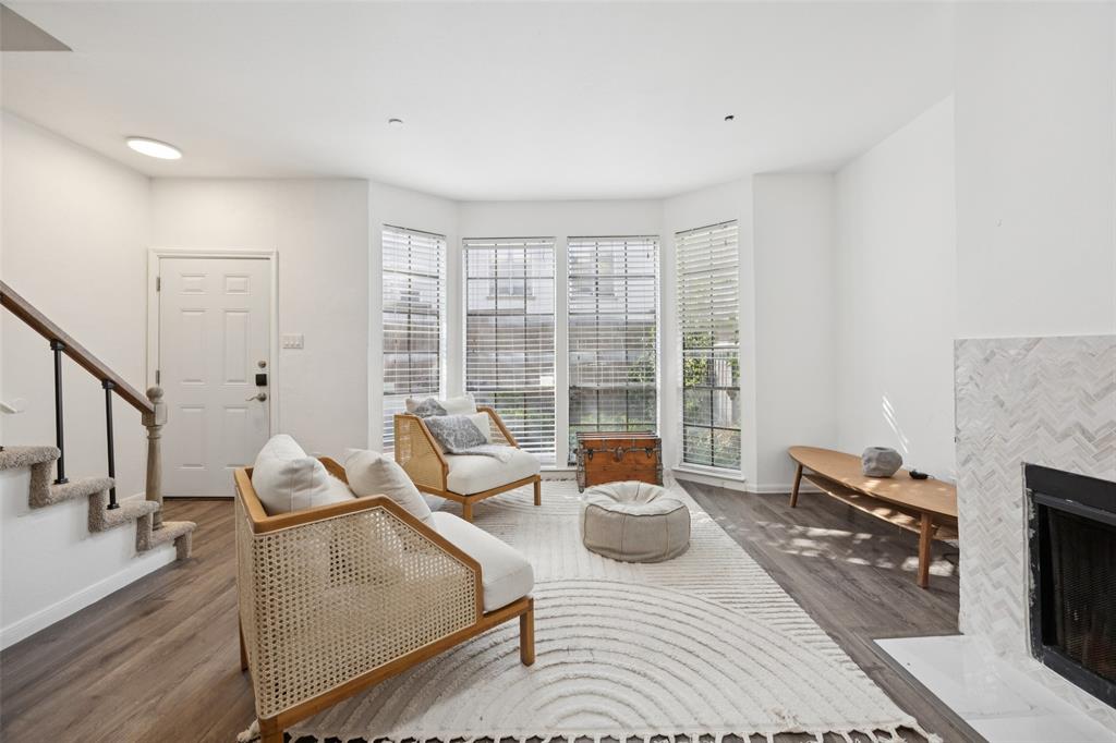 Cole Ave Condo 3919 - Residential