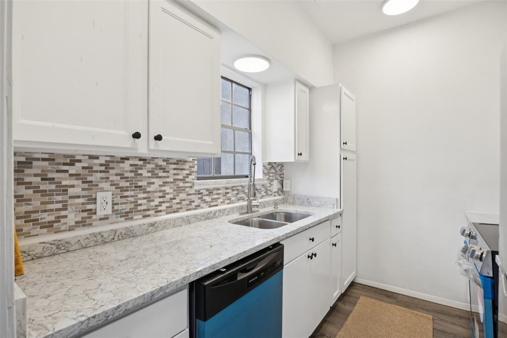 Cole Ave Condo 3919 - Residential