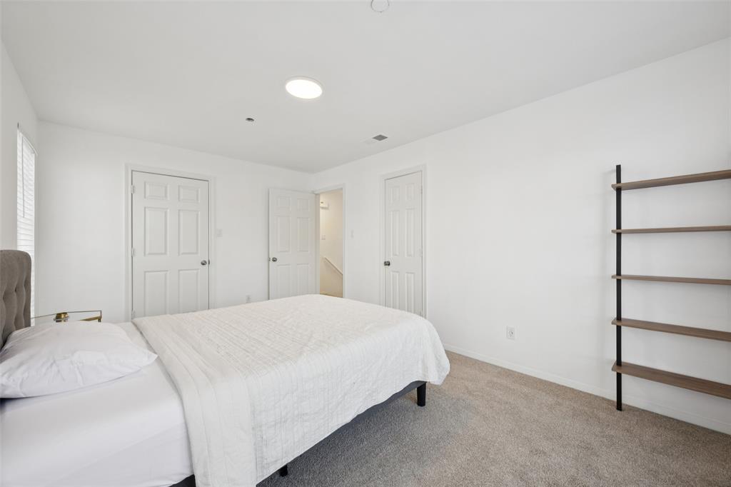 Cole Ave Condo 3919 - Residential