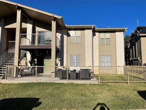 A home in Strawn