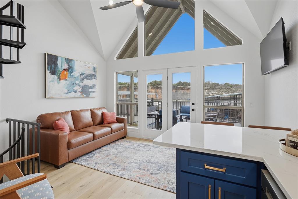 3007 Upcreek Alley 6