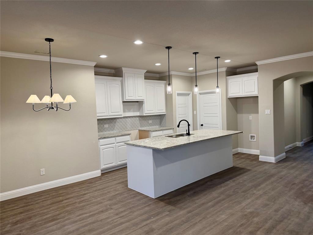 Eagle Glen Elements - Residential