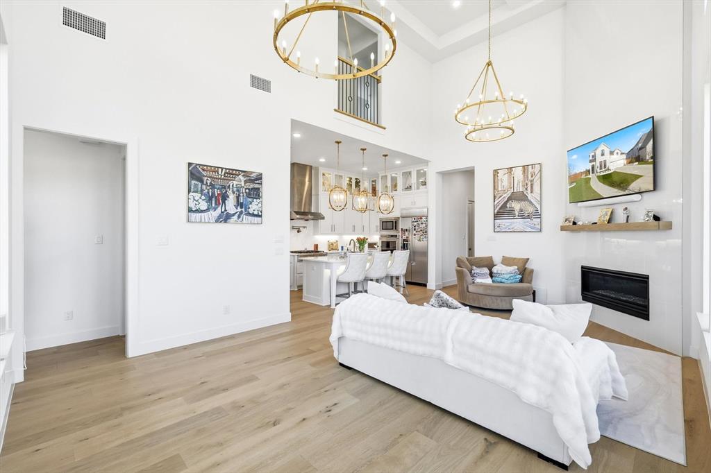 Grove Frisco Ph 9, The - Residential