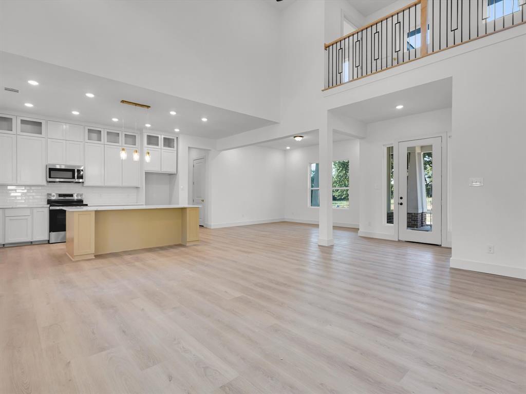 Silver Lakes Ranch - Residential