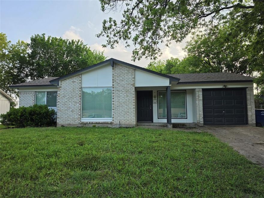 Charming and move-in ready, this 3-bedroom, 1.5-bath home offers comfort, functionality, and great value. Featuring an open-concept layout and an updated kitchen with modern finishes, this home is perfect for both everyday living and entertaining. The efficient design maximizes the 1,008 square feet of living space, creating a bright and inviting atmosphere throughout.

Step outside to a nicely sized backyard—ideal for gatherings, pets, or future outdoor projects. Conveniently priced at $225,000, this property is a great opportunity for first-time buyers, downsizers, or investors.

Don’t miss your chance to own this well-maintained home with recent updates and plenty of potential!
Seller is a licensed real estate agent in the State of Texas and has an ownership interest in the property.