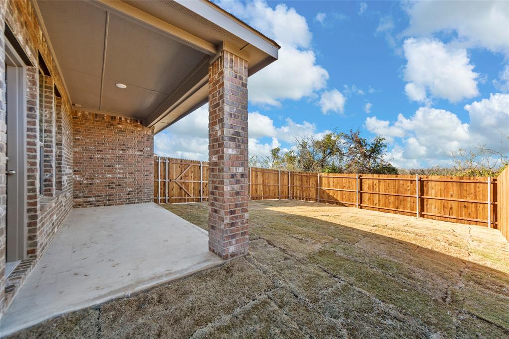 1525 ADDISON Drive