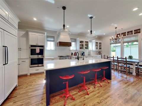 Tiny photo for 3213 Northwest Parkway, University Park, TX 75225 (MLS # 20937404)