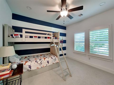 Tiny photo for 3213 Northwest Parkway, University Park, TX 75225 (MLS # 20937404)