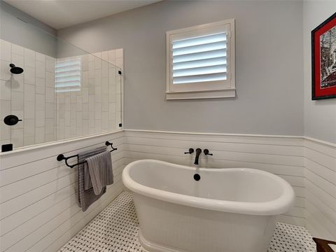 Tiny photo for 3213 Northwest Parkway, University Park, TX 75225 (MLS # 20937404)