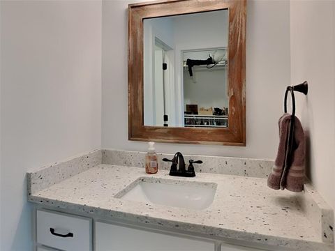 Tiny photo for 3213 Northwest Parkway, University Park, TX 75225 (MLS # 20937404)