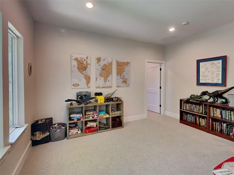 Tiny photo for 3213 Northwest Parkway, University Park, TX 75225 (MLS # 20937404)