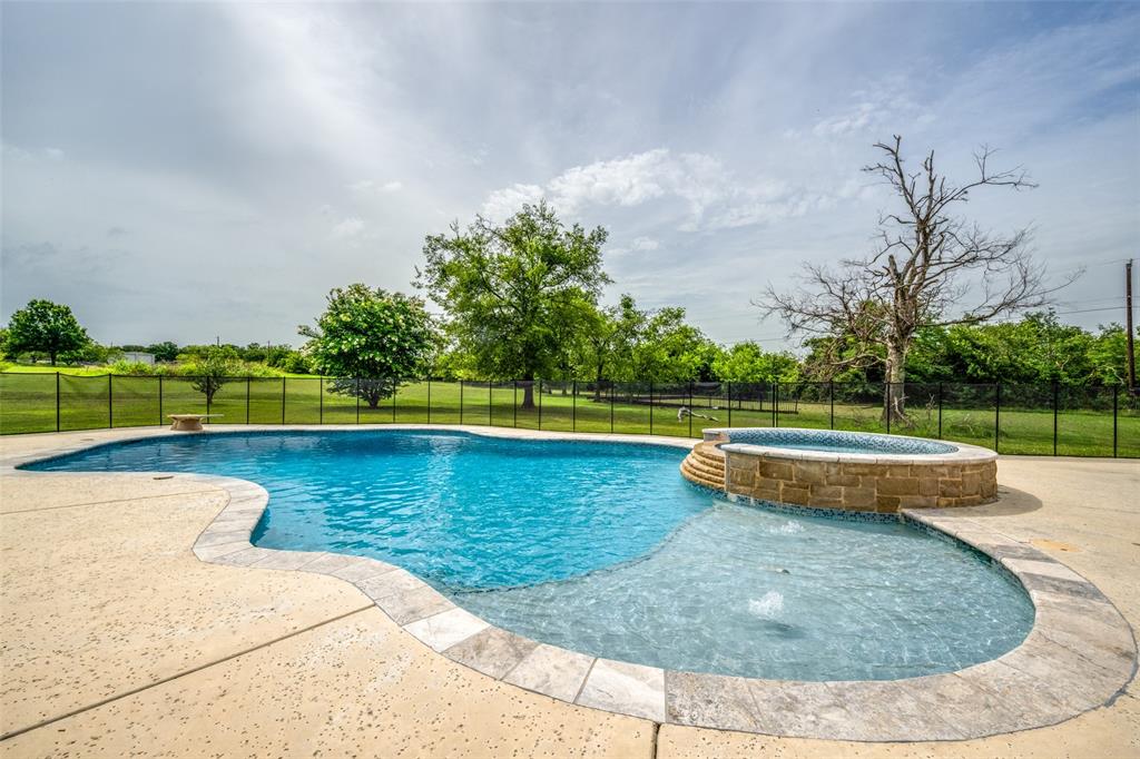 Runaway Bay - Residential