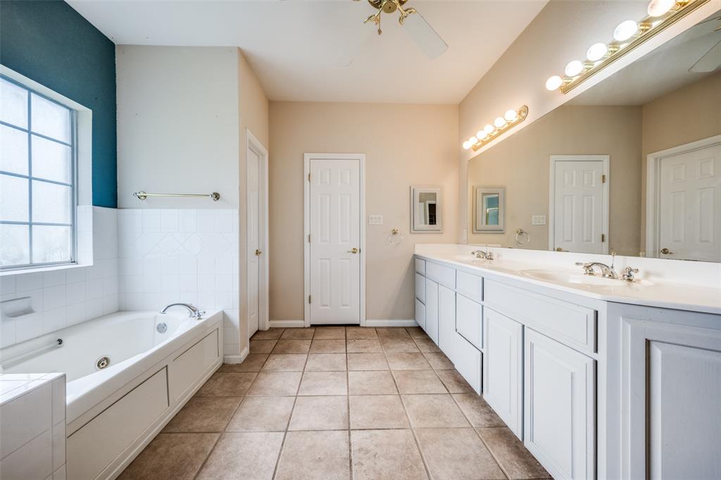 Runaway Bay - Residential