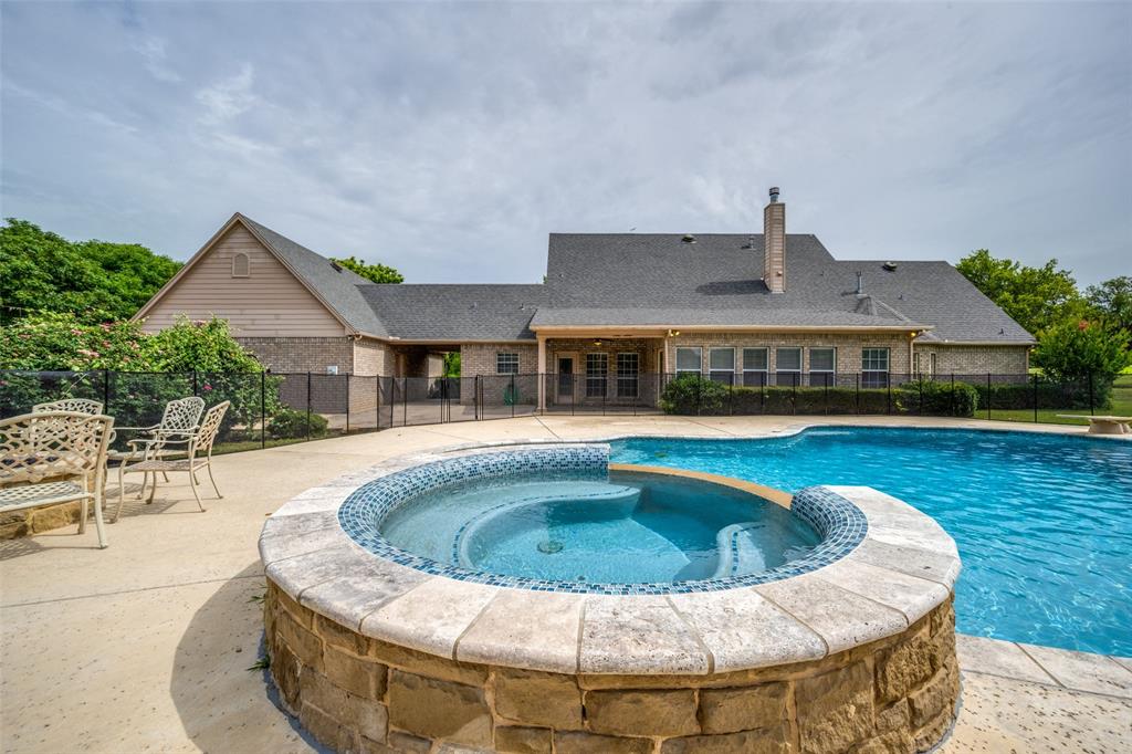 Runaway Bay - Residential