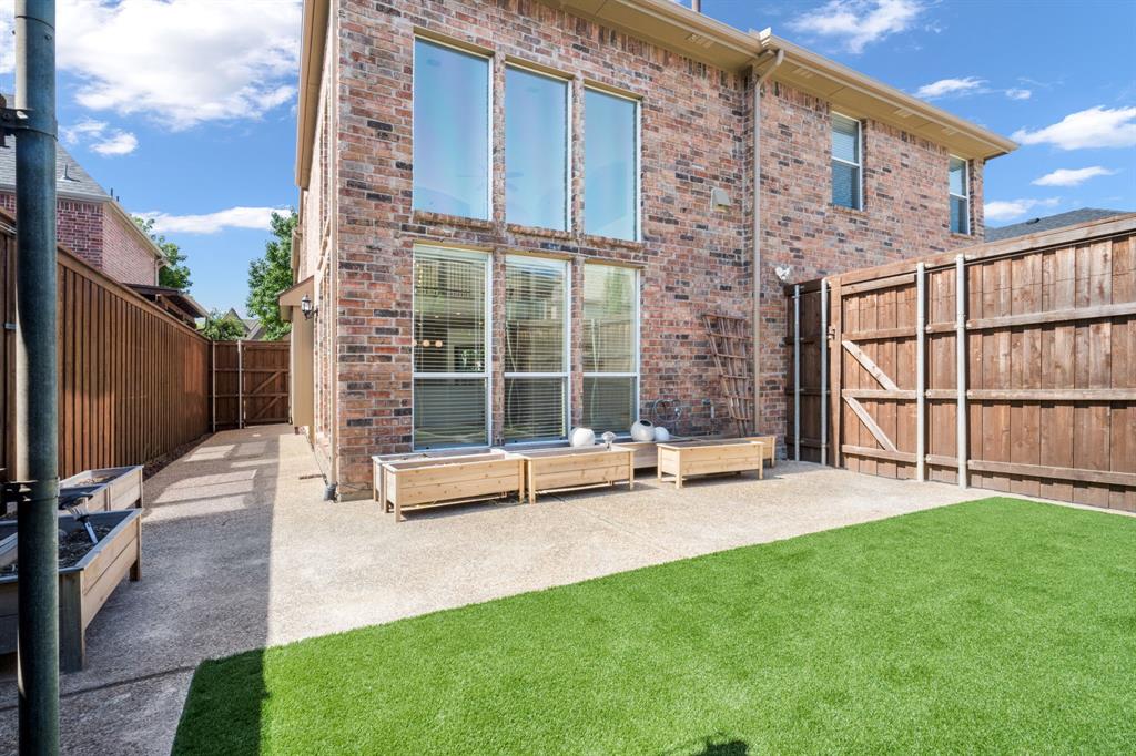 2344 Chenault Drive