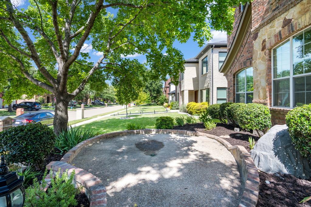 2344 Chenault Drive
