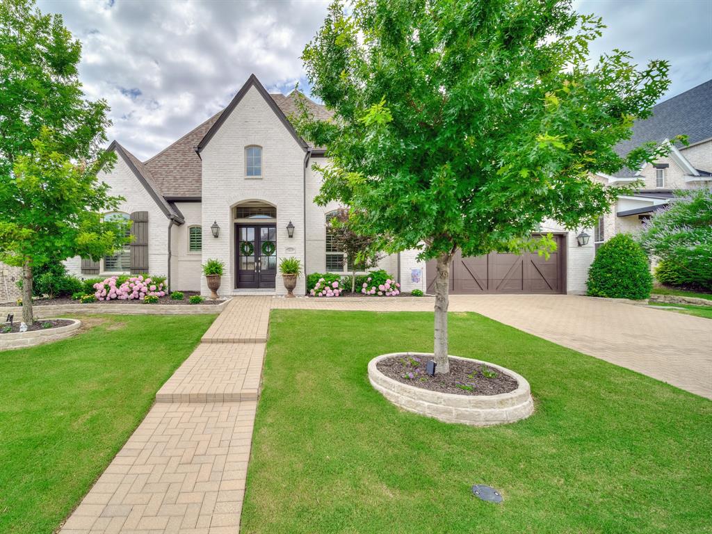 2815 Majestic Prince Street
