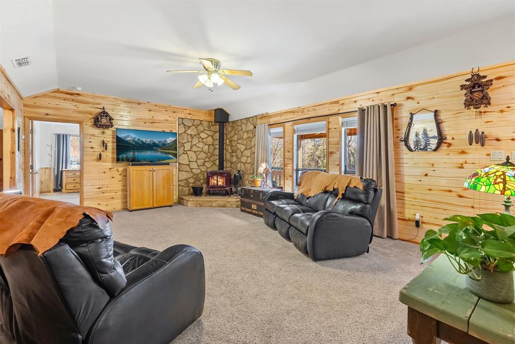 3879 County Road 4220