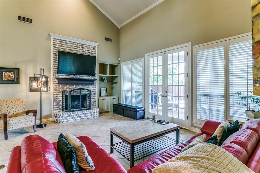 808 Crane Drive