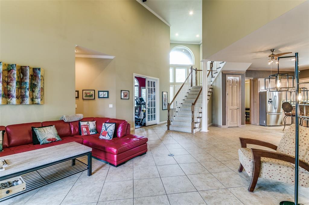 808 Crane Drive
