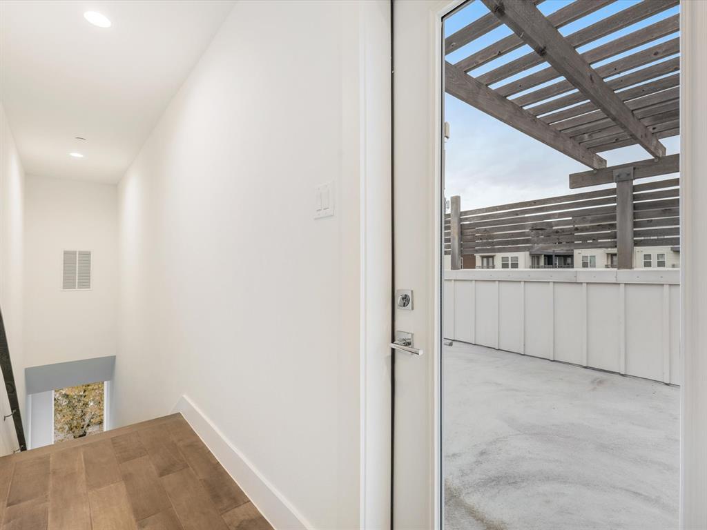 Skyline Ters - Residential