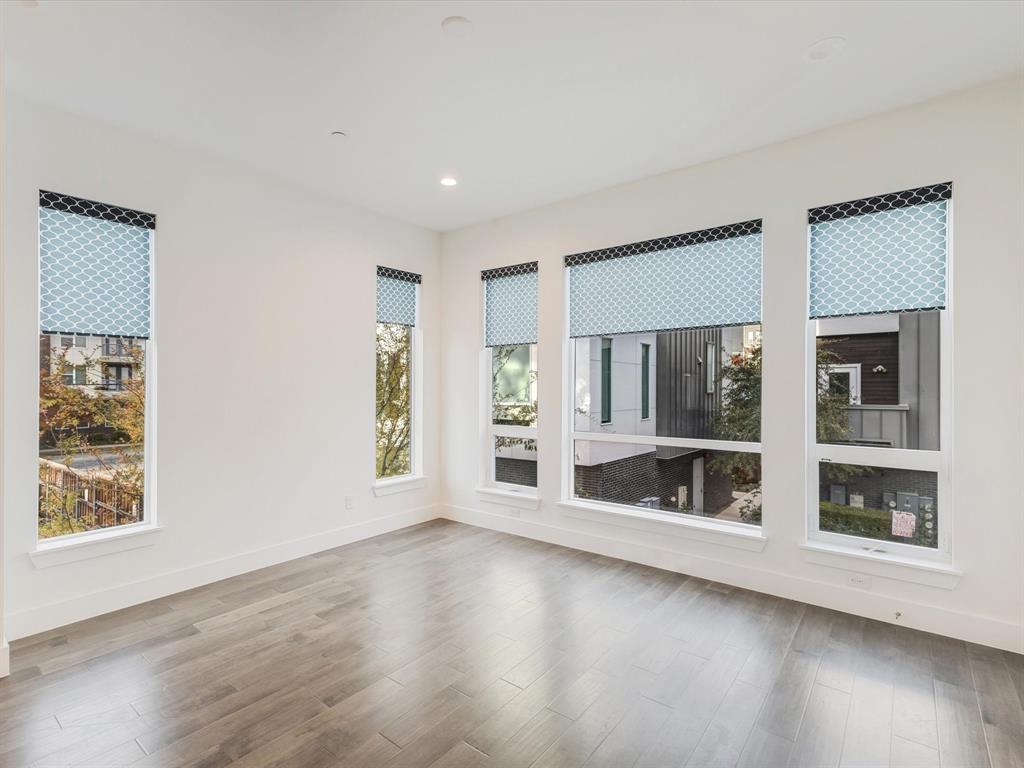 Skyline Ters - Residential