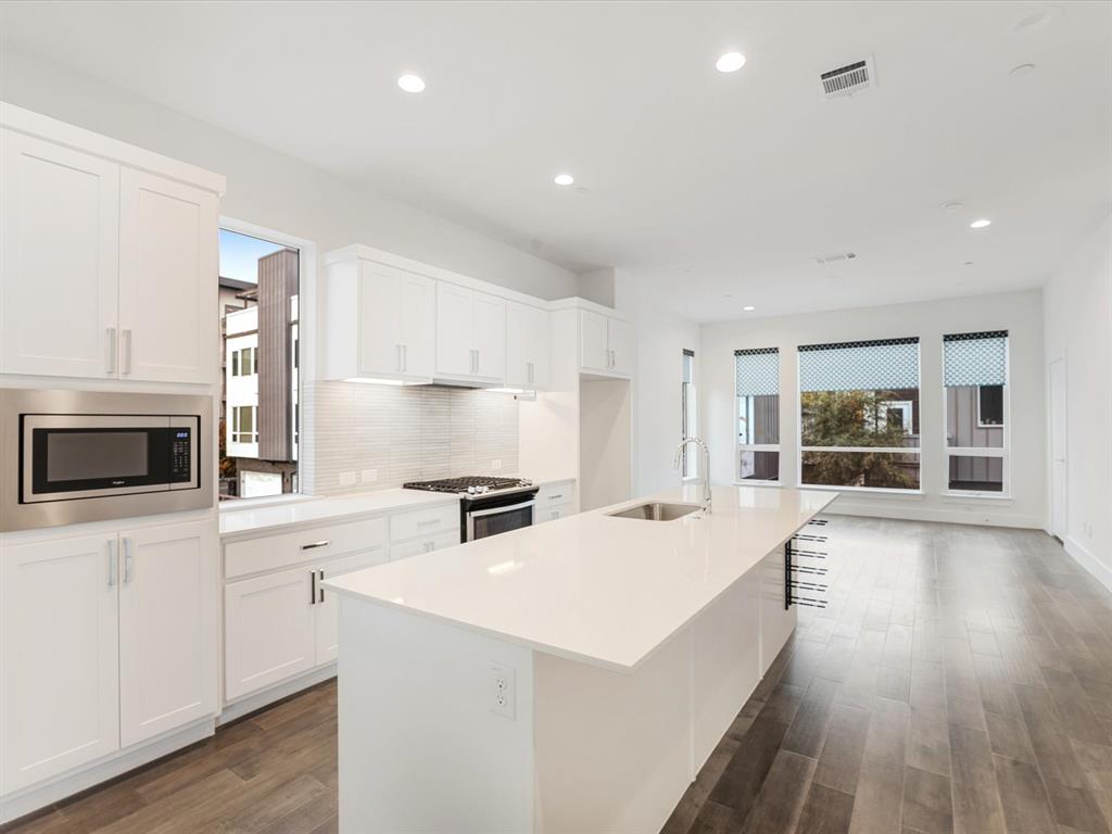 Skyline Ters - Residential