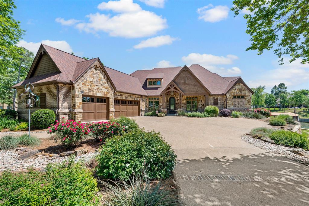 5581 Nancy Circle