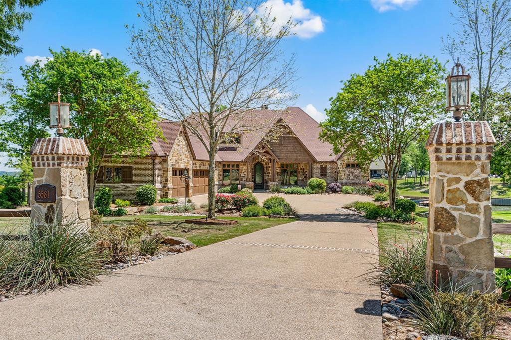 5581 Nancy Circle