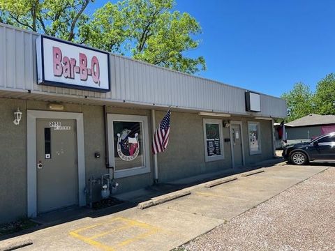 205 W Broad Street Forney TX 75126