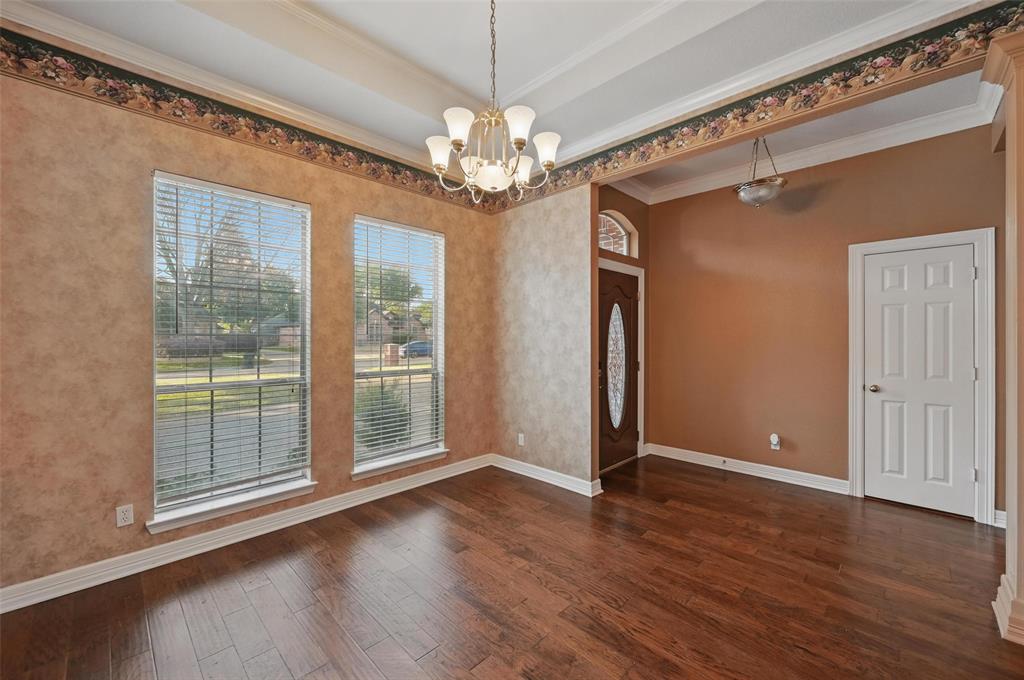 3 Treewood Court