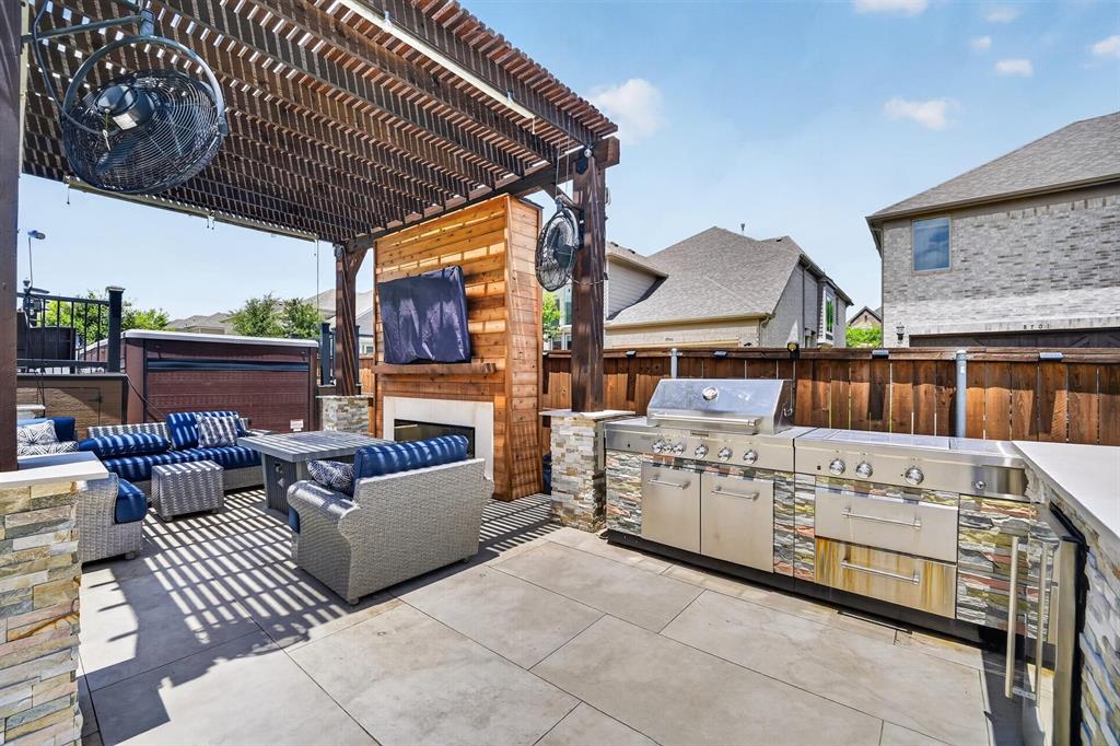 8700 Fairway Lane