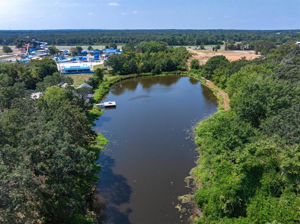 Splash Kingdom Add - Commercial Sale