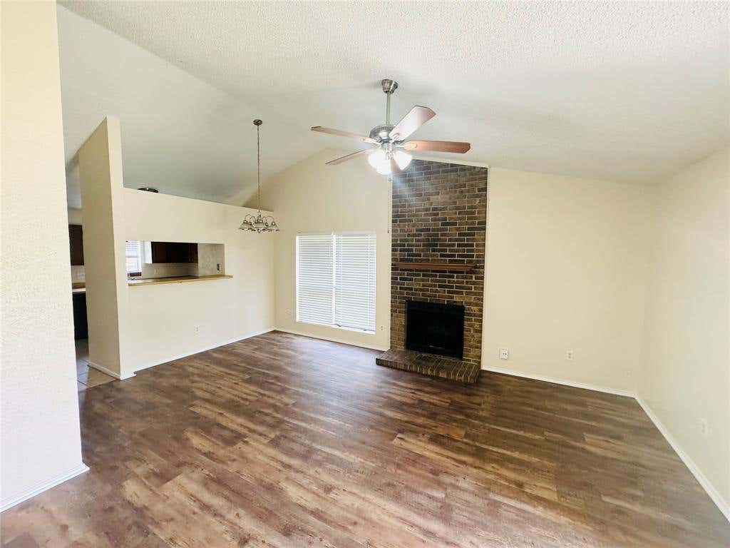 Photo of 821 Denmark Drive, Mesquite, TX 75149 (MLS # 21333229)