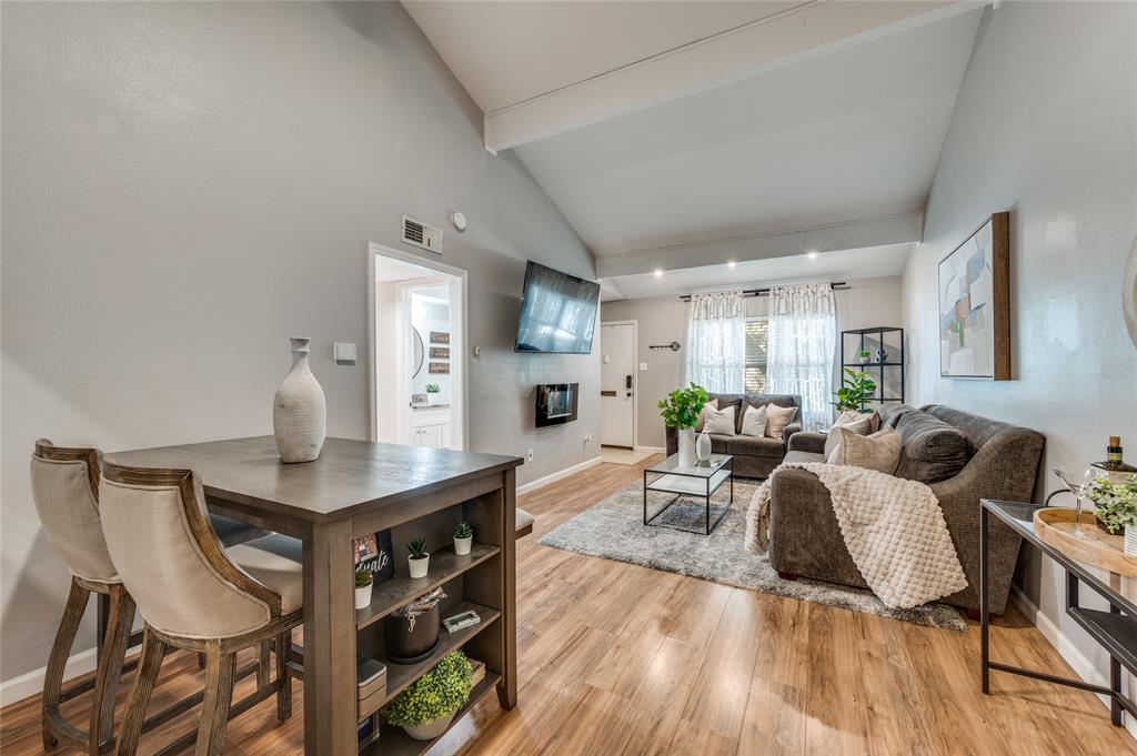 Brookgreen Twnhs 01 - Residential