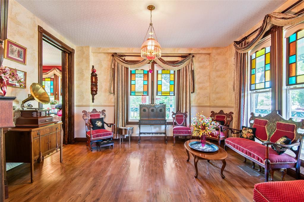 West End Rev - Residential