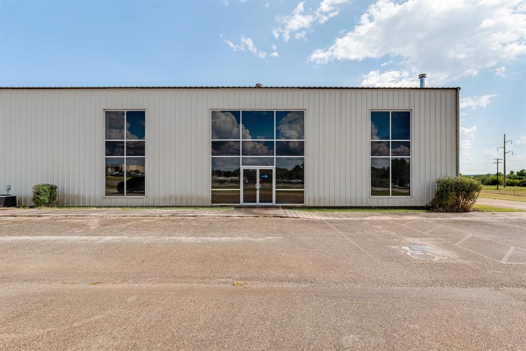 Huggins - Commercial Sale