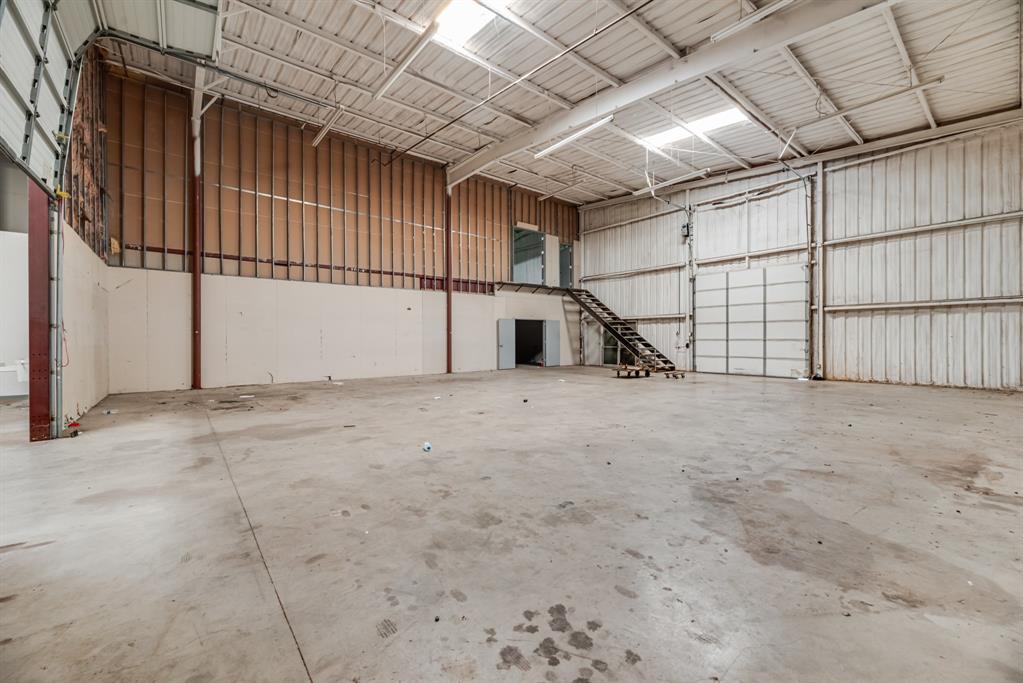 Huggins - Commercial Sale